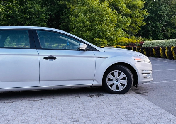 Ford Mondeo cena 24380 przebieg: 380000, rok produkcji 2014 z Witnica małe 172